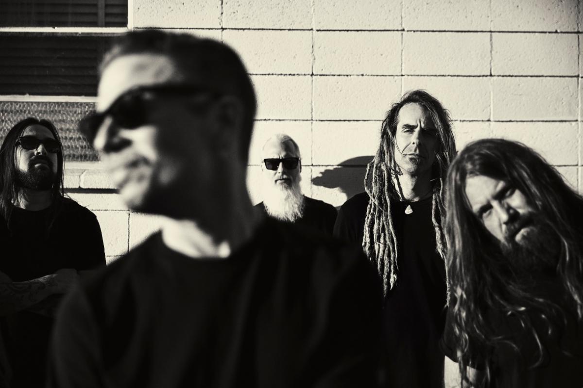 LAMB OF GOD Closes Out Year by Topping Radio Charts and Magazine ‘Best Of’ Lists Around the Globe