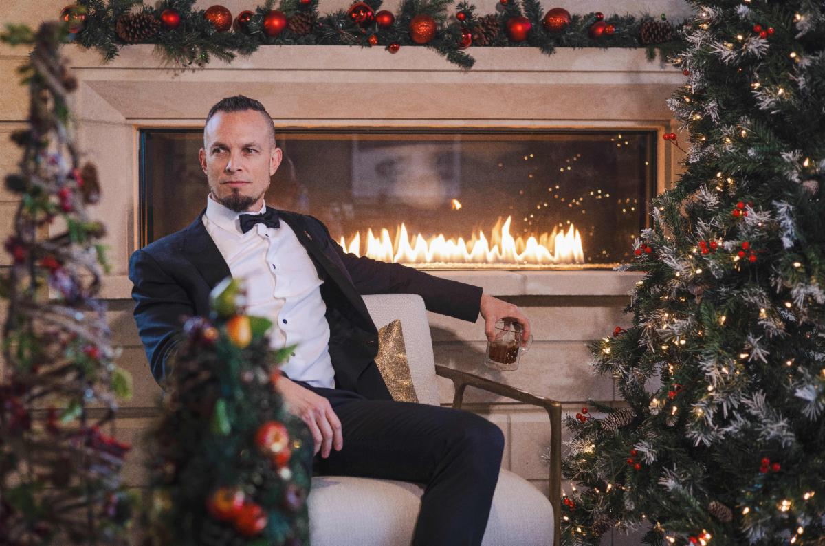 Mark Tremonti Announces First-Ever Holiday Album