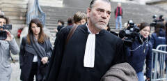 Frank Berton, lawyer of Paris attacks suspect Salah Abdeslam, walks outside the Paris courthouse on April 27, 2016. Top Paris attacks suspect Salah Abdeslam was charged on April 27 with murder, association with a terrorist group and possession of weapons and explosives, his lawyer said. Abdeslam, who was transferred to France from Belgium earlier in the day, will have another hearing over his role in the November 13 attacks on May 20, lawyer Frank Berton told reporters, adding that his client would be held in preventive custody at a prison near the French capital. AFP PHOTO / MATTHIEU ALEXANDRE (Photo by MATTHIEU ALEXANDRE / AFP)
