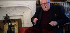 France's far-right Front National (FN) party founder and former leader Jean-Marie Le Pen is pictured during an interview at his house in Saint-Cloud outside Paris on January 9, 2019. - According to Le Pen the Yellow vests (Gilets Jaunes) movement shows similar aspects with 50's Pierre Poujade movement, reported AFP on January 10, 2019. (Photo by Christophe ARCHAMBAULT / AFP)
