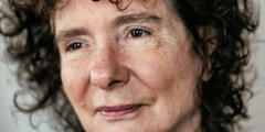 Jeanette Winterson, photographed at her home in London. Jeanette Winterson is an English writer, who became famous with her first book, Oranges Are Not the Only Fruit, a semi-autobiographical novel about a sensitive teenage girl rebelling against conventional values. Other novels of hers have explored gender polarities and sexual identity, and later novels the relations between humans and technology. She is also a broadcaster and a professor of creative writing. She won a Whitbread Prize for a First Novel, a BAFTA Award for Best Drama, the John Llewellyn Rhys Prize, the E. M. Forster Award and the St. Louis Literary Award, and the Lambda Literary Award twice. She holds an Officer of the Order of the British Empire (OBE) and a Commander of the Order of the British Empire (CBE), and is a Fellow of the Royal Society of Literature.
© Antonio Olmos / Guardian / eyevine / Bureau233