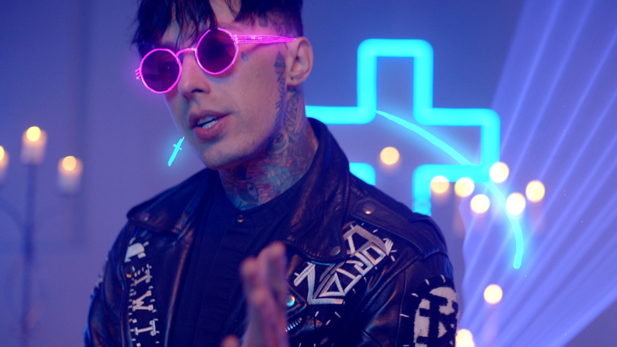 Falling In Reverse Release New Song + Video "DRUGS" Feat. Corey Taylor, Touring This Spring