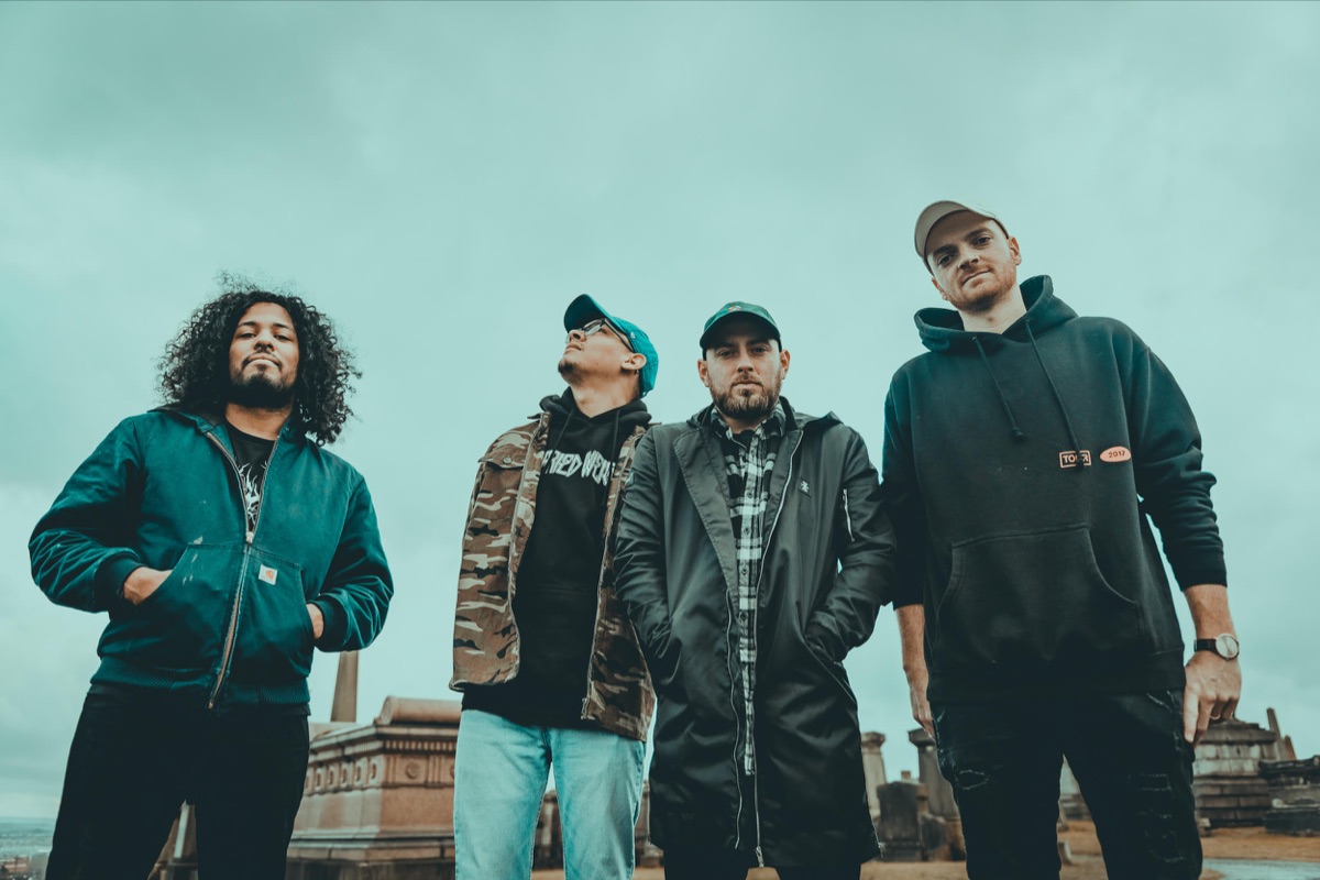 Issues Drop New Song "Tapping Out"