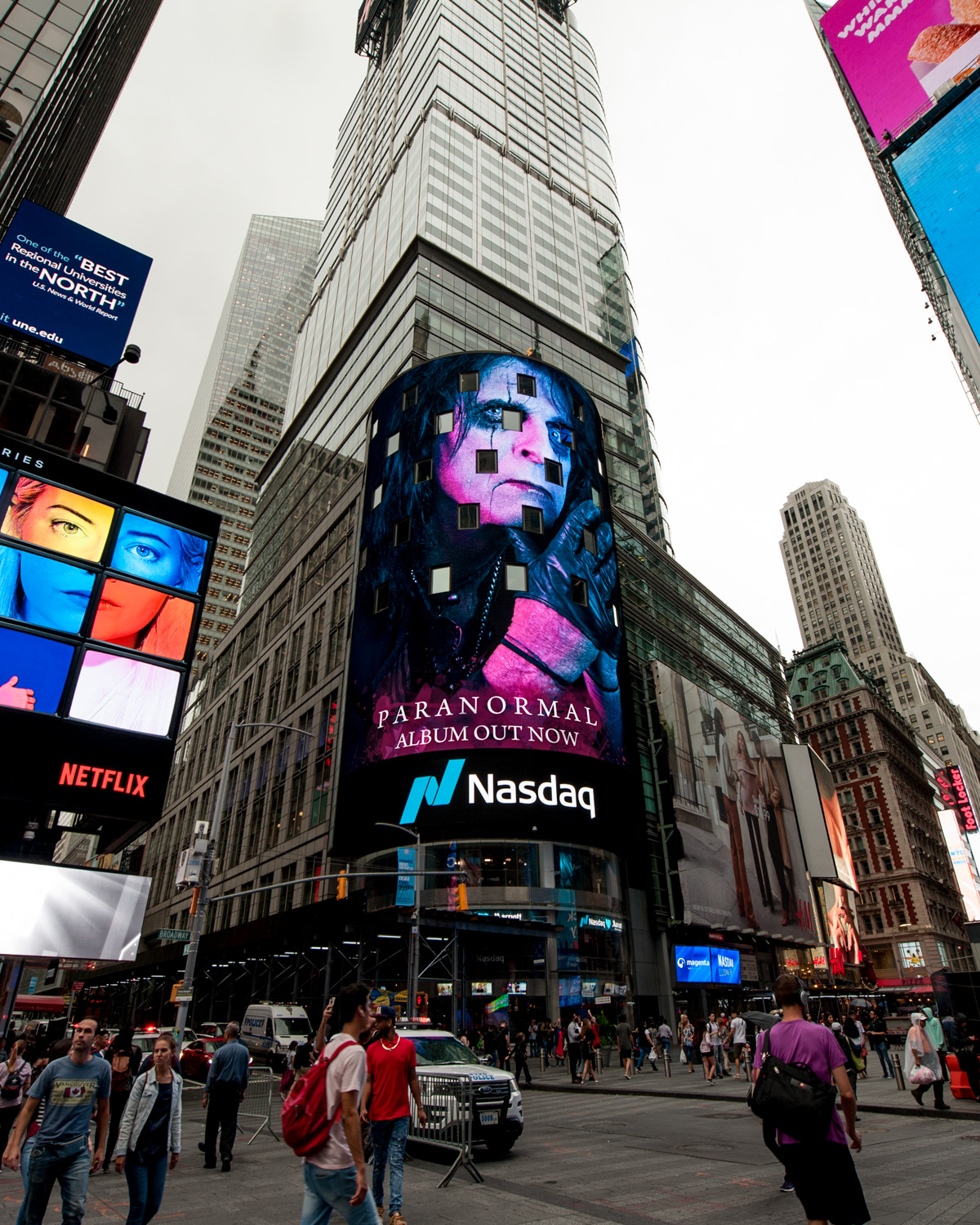 Alice Cooper Featured On NASDAQ Video Screen in Times Square
