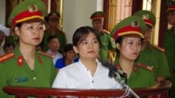 Bà Trần Thị Nga tại phiên tòa ở tỉnh Hà Nam, ngày 25/7/2017. (Ảnh: VietnamNet)