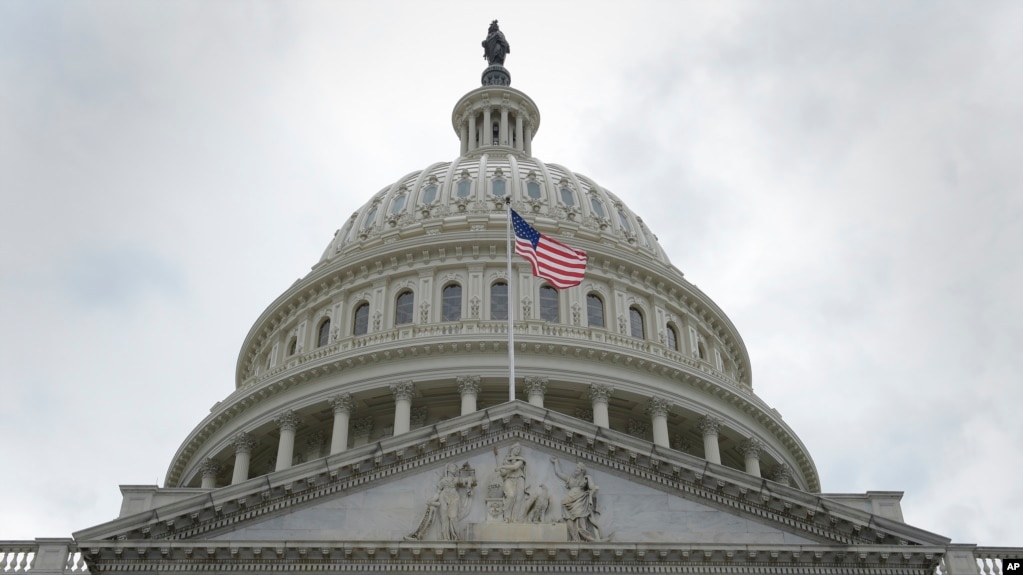 Đạo luật Ủy quyền Quốc phòng John S. McCain, cũng phải được Thượng viện phê chuẩn, thông qua ở Hạ viện với tỉ lệ 359-54.