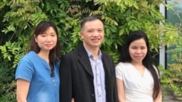Cô Lê Thu Hà (phải) cùng với vợ chồng luật sư Nguyễn Văn Đài, tháng 6/2018 tại Đức