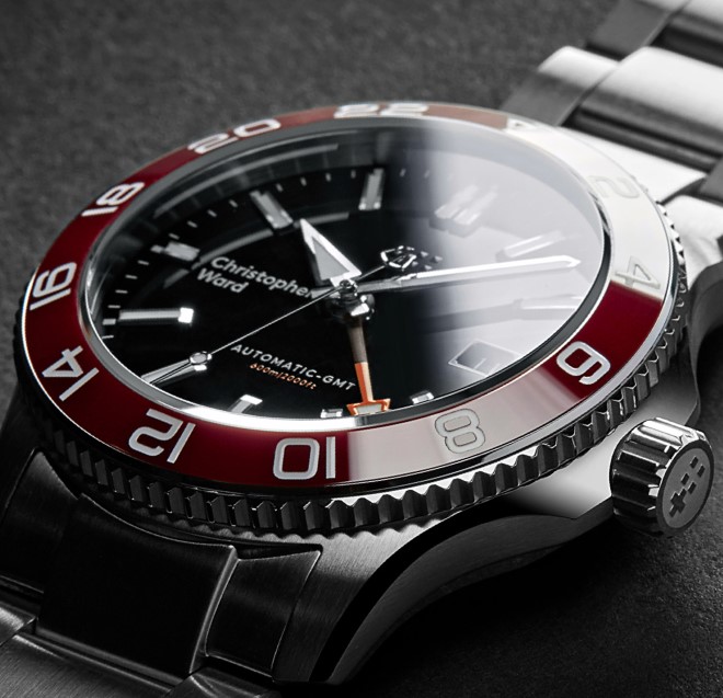 C60 Trident GMT 600 dial