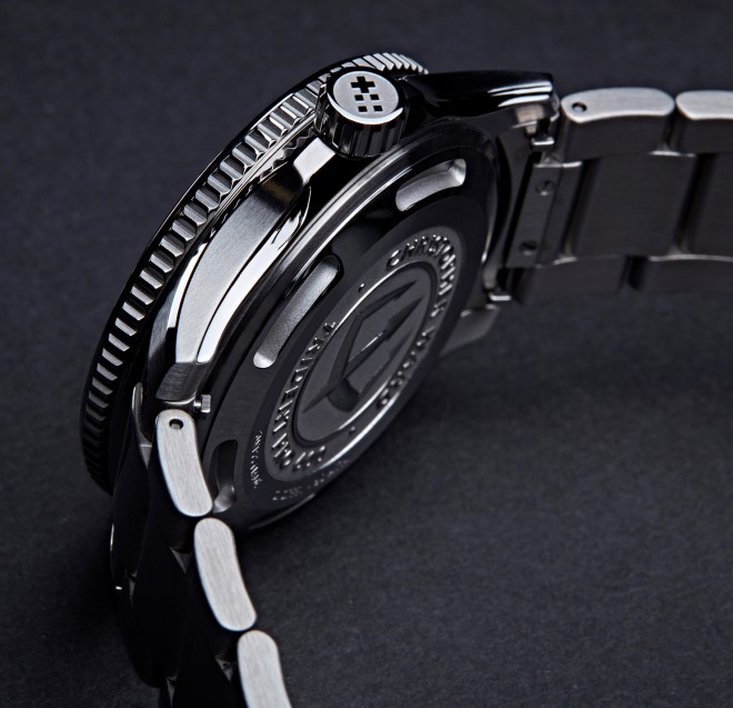 C60 Trident GMT 600 back plate
