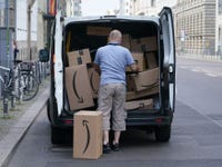 Amazon delivery driver packages
