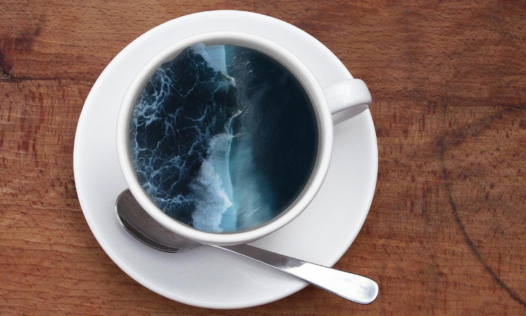 Cà phê thường có bọt và chúng bị tác động bởi áp suất khí quyển. 