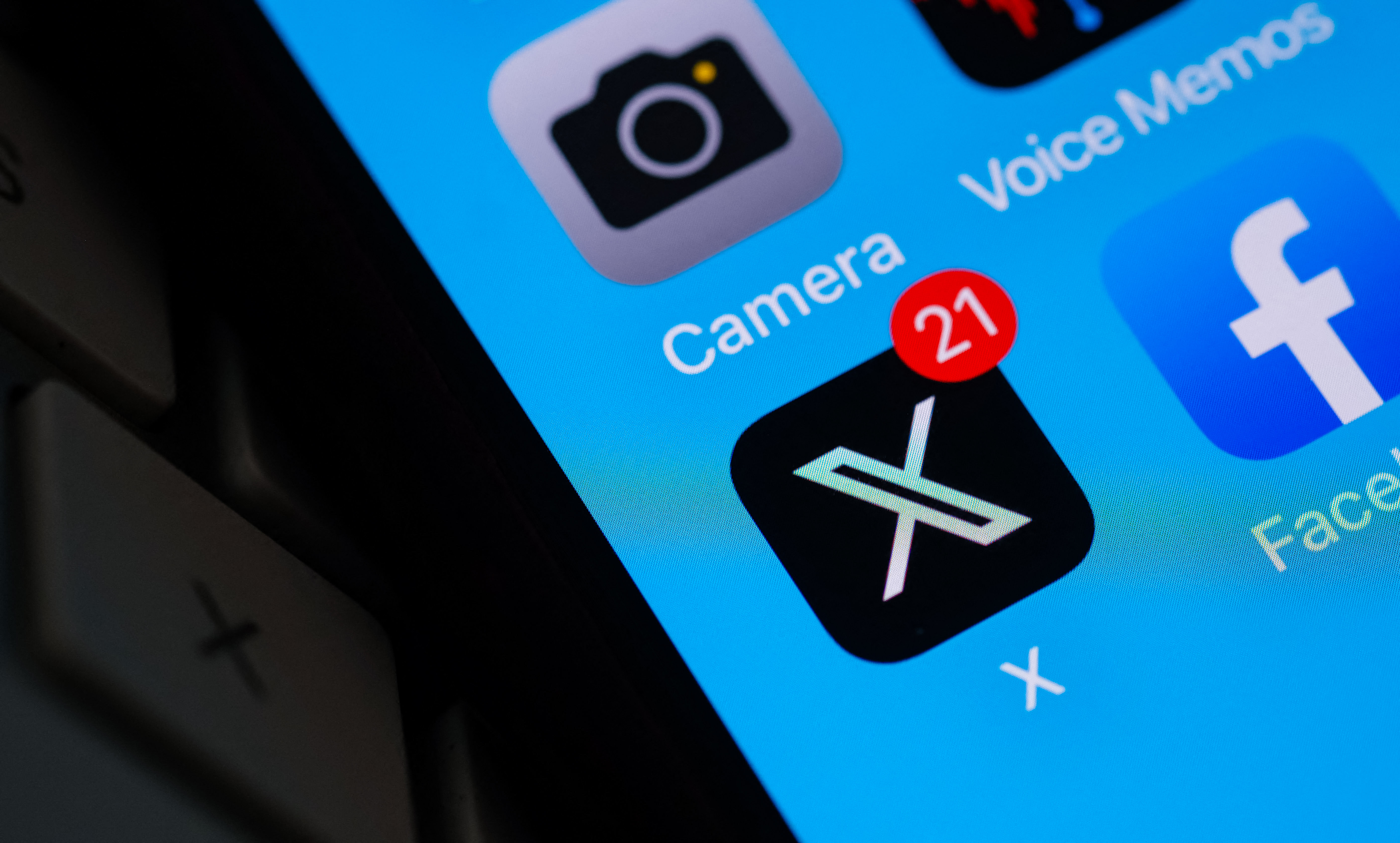 How the Chinese Regime Uses Fake X Accounts to Attack Dissidents, Subvert American Values