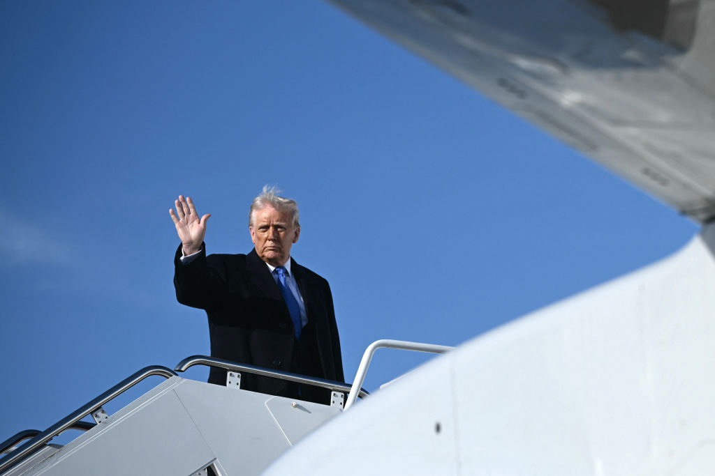 Trump Announces US Will Build F-47 Fighter Jet; DOJ Considers Using State Secrets Privilege to Bypass Federal Judge on Venezuelan Deportations