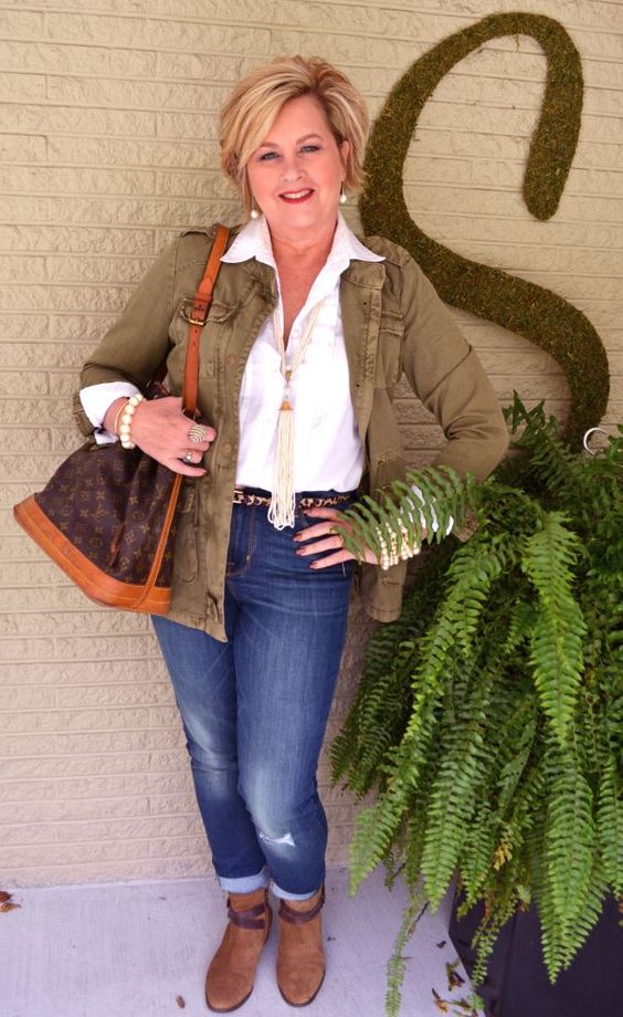 Turning heads: Turning Heads #linkup :Dark Denim Knit Jeans and P...