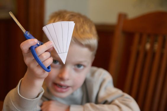 An easy way to cut snowflakes for kids