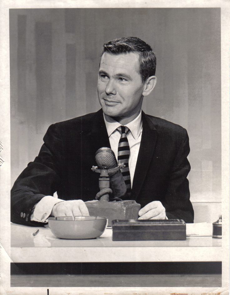 Image result for johnny carson hosting his first tonight show