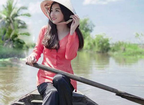 Cô lái đò | Phụ nữ, Người mẫu, Việt nam