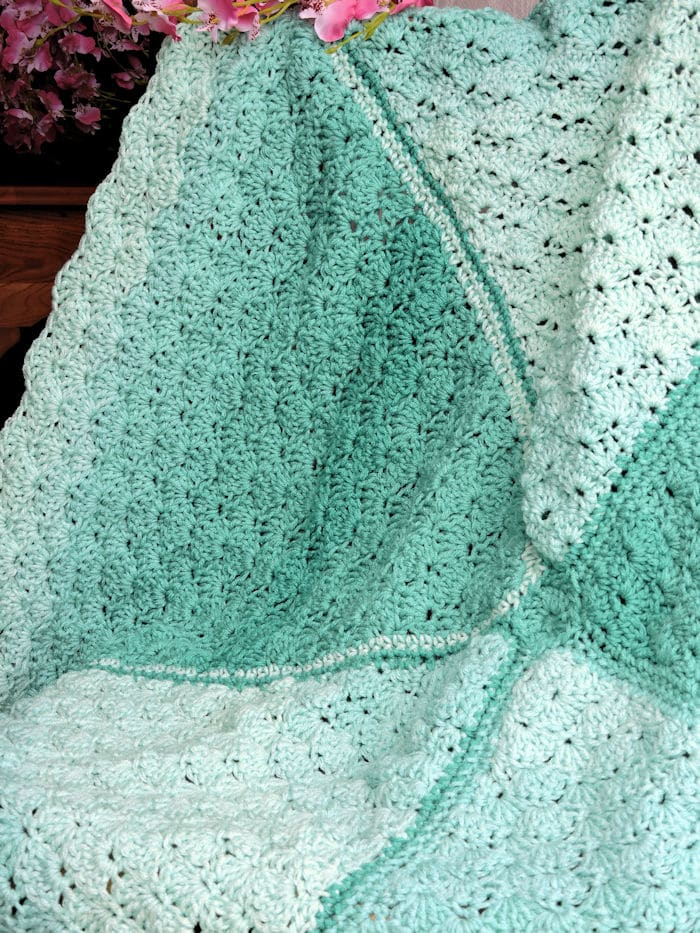 Lucky Day Baby Blanket | CrochetKim Free Crochet Pattern
