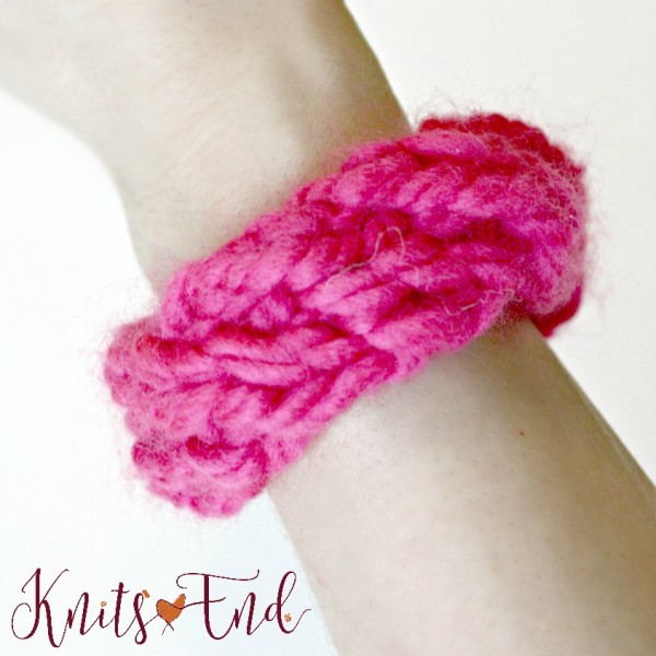 knit friendship bracelet tutorial