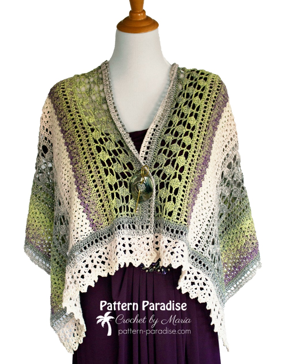 Winter Indulgence Wrap on Pattern-Paradise.com | A beautiful addition to your wardrobe anytime of year! 