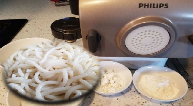 Người Việt Bếp Việt: Cách làm bánh canh bằng máy Philips Pasta