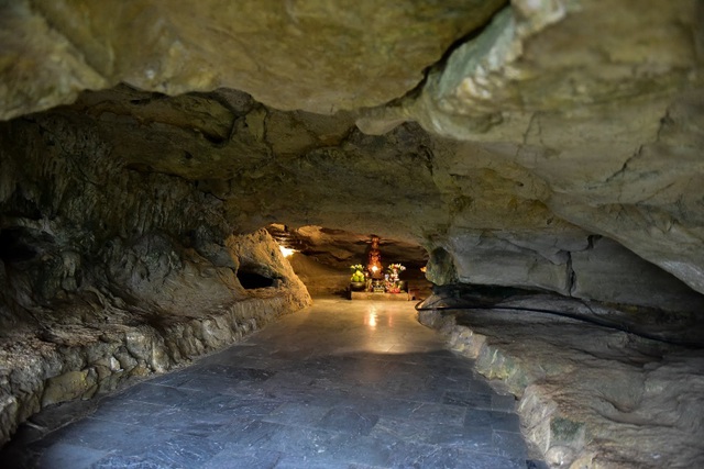 Kỳ lạ ngôi chùa cổ 1000 năm, tọa lạc trong lòng hang động ở Ninh Bình - 3
