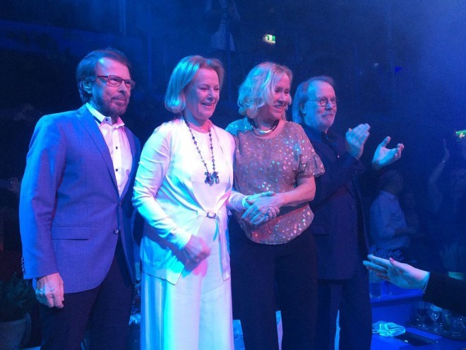 Ban nhạc ABBA giờ ra sao sau 40 năm ca khc Happy New Year ra đời?  - ảnh 1