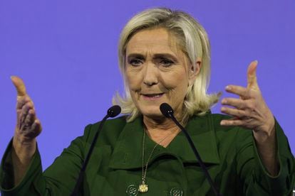 Marine Le Pen, presidenta del partido Reagrupamiento Nacional de Francia, habla durante el encuentro Identidad y Democracia en Lisboa, este viernes.