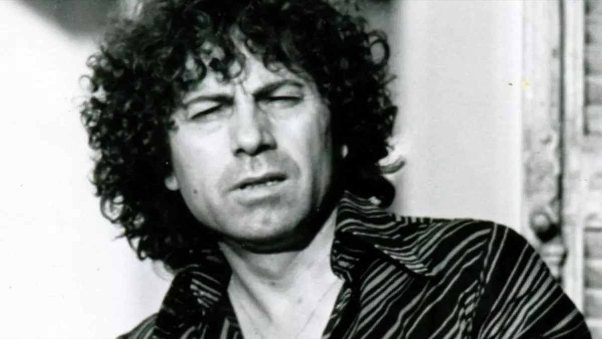 Un documental para hacer justicia con Agustín Gómez Arcos, el “hito de la literatura española” censurado por el franquismo Un documental para hacer justicia con Agustín Gómez Arcos, el “hito de la literatura española” censurado por el franquismo