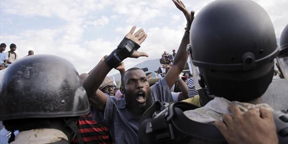 5. Al menos un muerto y once heridos durante una protesta en Haití
