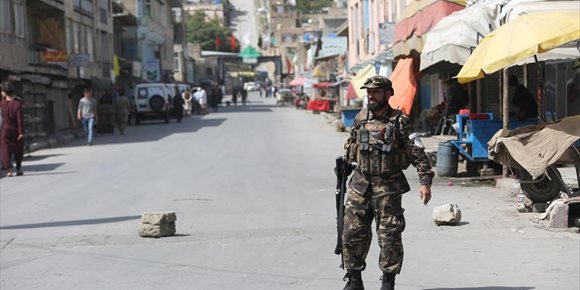 6. Al menos 19 muertos y 27 heridos en un ataque con bomba contra un centro educativo de Kabul