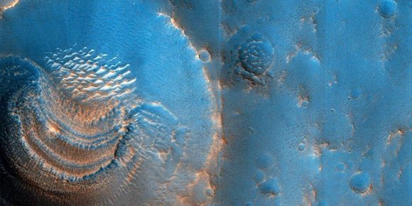 8. Curiosos depósitos en cráteres del Planeta Rojo