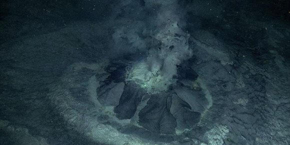3. Se descubre un volcán de lodo que emite metano en el fondo del Ártico