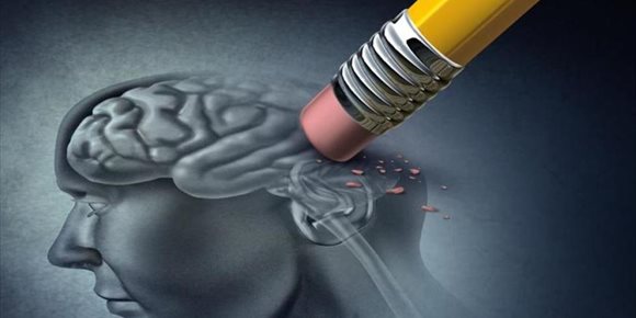 8. Los traumatismos cerebrales recurrentes pueden aumentar el riesgo de Alzheimer