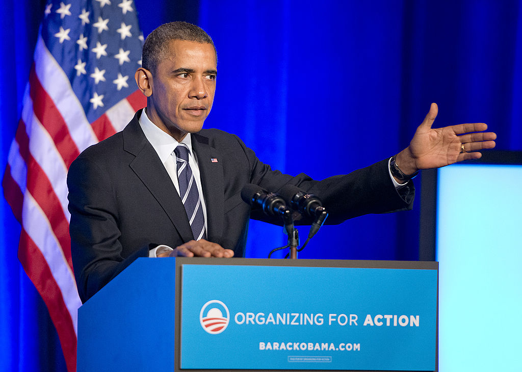 Obama hợp thức hoá một tổ chức khổng lồ với mục đích làm thay đổi suy nghĩ của người Mỹ theo quan điểm xã hội chủ nghĩa. Đó chính là  Organizing for Action (OFA) - Tổ chức để Hành động.