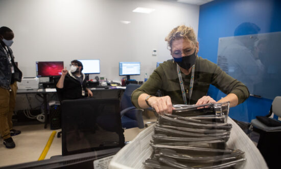 mail?url=https%3A%2F%2Fimg.theepochtimes.com%2Fassets%2Fuploads%2F2020%2F12%2F11%2Fgeorgia-550x330.jpg&t=1607721078&ymreqid=db14a754-fed5-3305-1c2c-2e017d017900&sig=b8FSFez6AbAGIOz3SbmHGg--~D