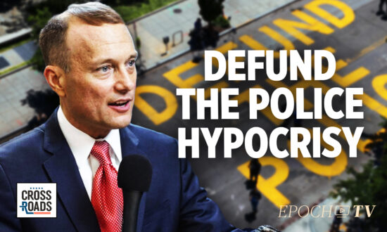 mail?url=https%3A%2F%2Fimg.theepochtimes.com%2Fassets%2Fuploads%2F2021%2F08%2F06%2FDefund-the-police-550x330.jpg&t=1628363658&ymreqid=db14a754-fed5-3305-1cc3-d90150016e00&sig=zEhhP757mQndmwD_27JnnQ--~D