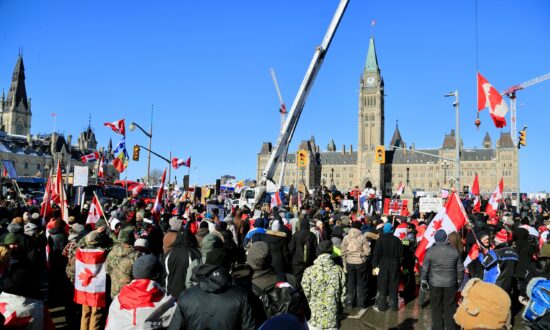 Thousands Converge in Ottawa as Trucker Convoy Protest Enters Week 2