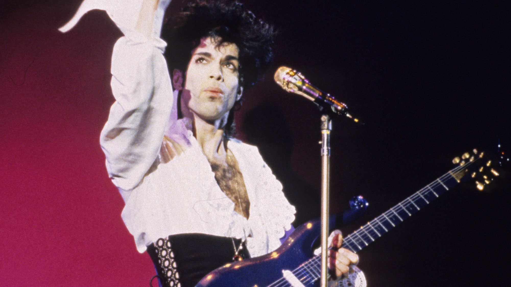 Iconic Prince guitar that was once thought lost is sold for over ...