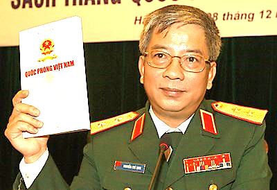 Thứ trưởng Quốc phòng Nguyễn Chí Vịnh và sách trắng quốc phòng Việt Nam công bố năm 2009