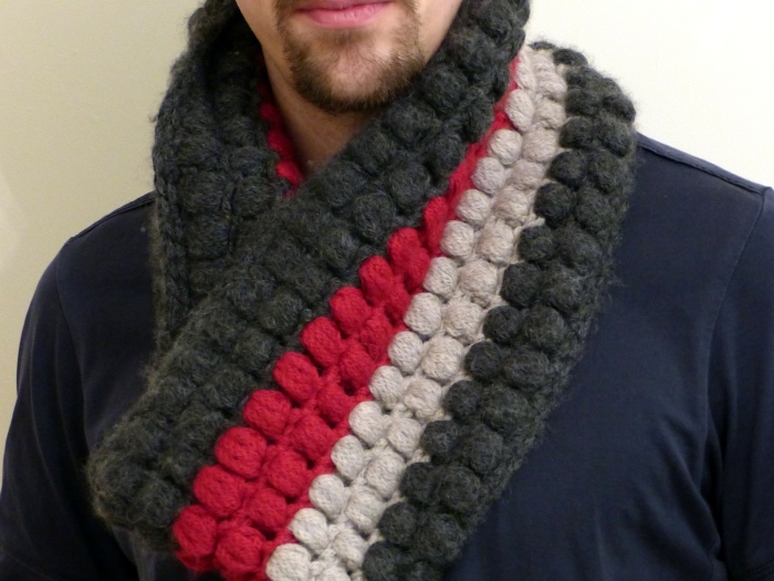 Bubble Wrap Cowl - a free crochet Pattern from Make My Day Creative