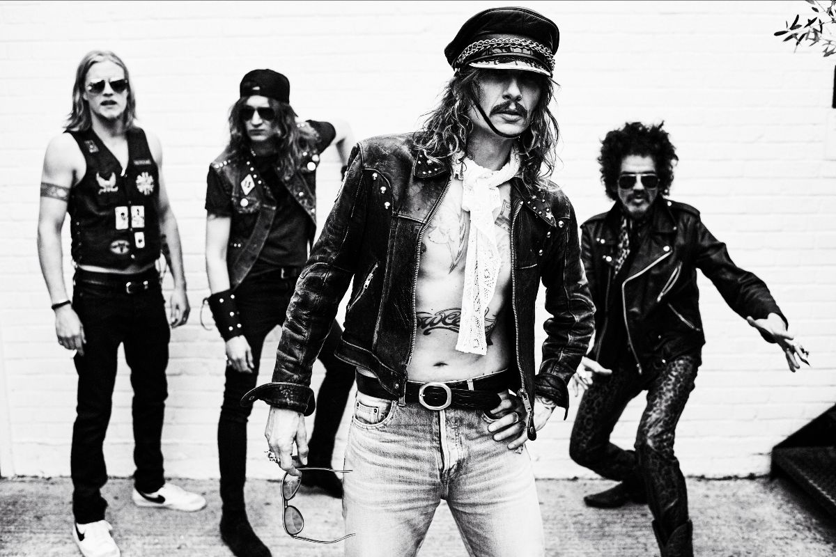 The Darkness share brand new single 'Jussy's Girl'