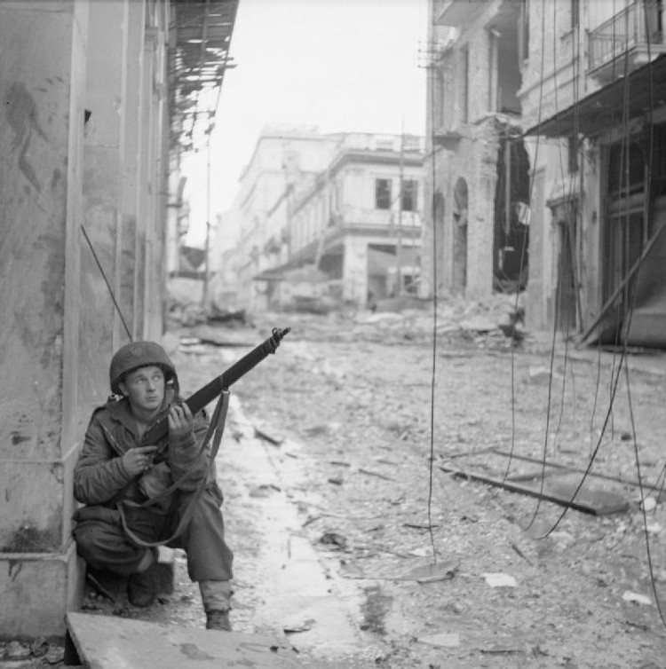 Στρατός στην Αθήνα Δεκέμβριος 1944
