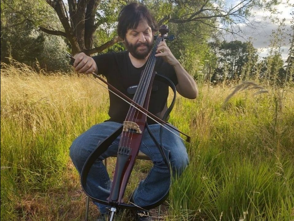 Patricio Villarejo, el nombre del violoncello, de Argentina para el mundo