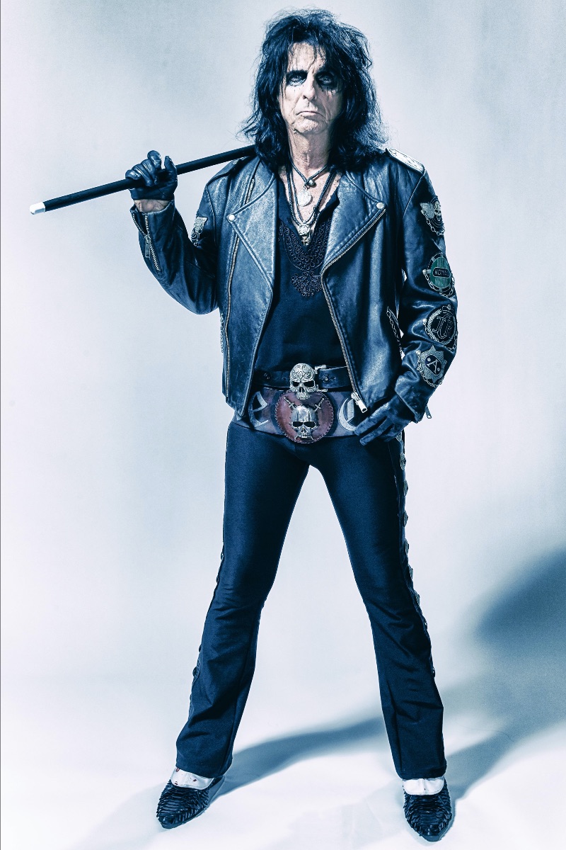 Alice Cooper Drops Video For New Single "Don't Give Up"