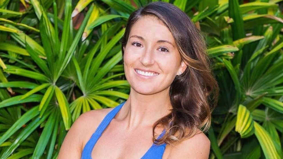 Hiker found alive after 2-week search in Hawaii forest   