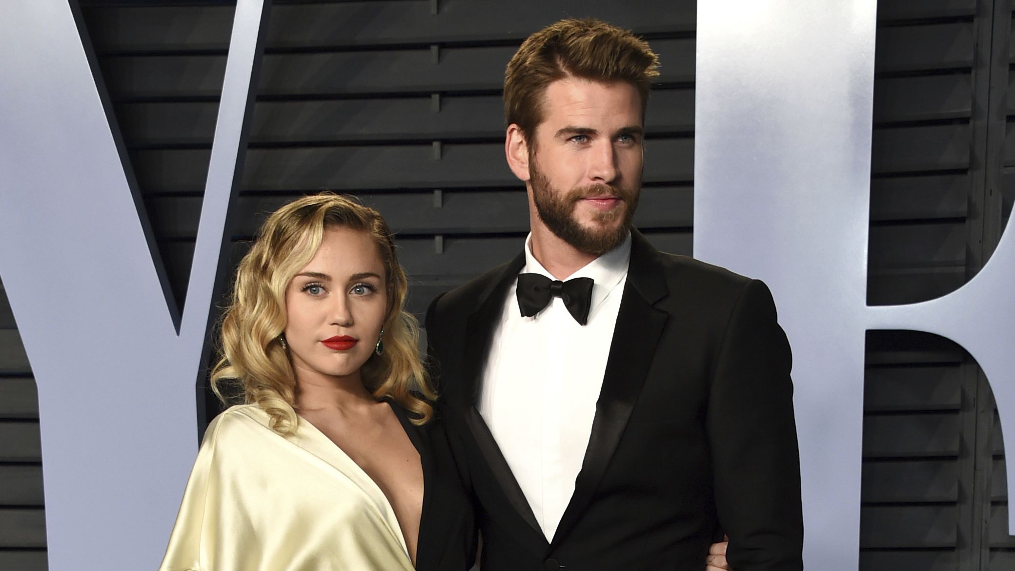 Liam Hemsworth files for divorce from Miley CyrusÂ  