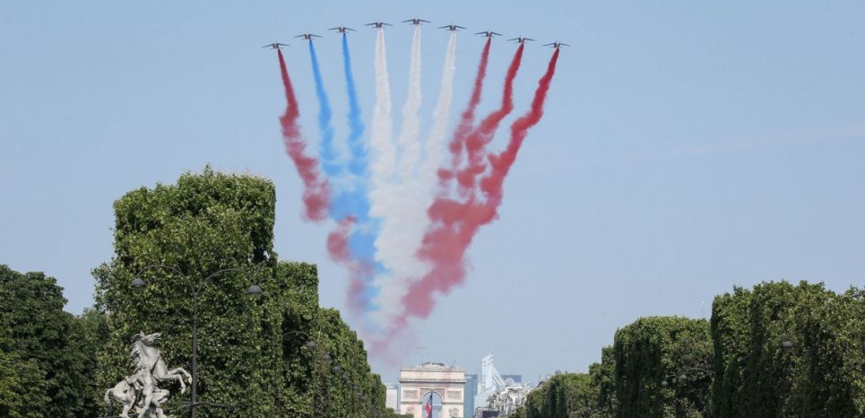 La Patrouille de France au-dessus des Champs-Elysées, le 14 juillet 2018 (AFP).
