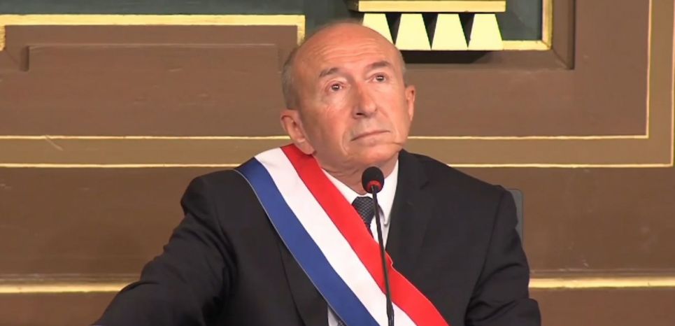 Gérard Collomb retrouve son fauteuil de maire, lundi 5 novembre, à Lyon