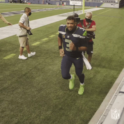 Russelwilson Seahawks GIF Russelwilson Seahawks GIF